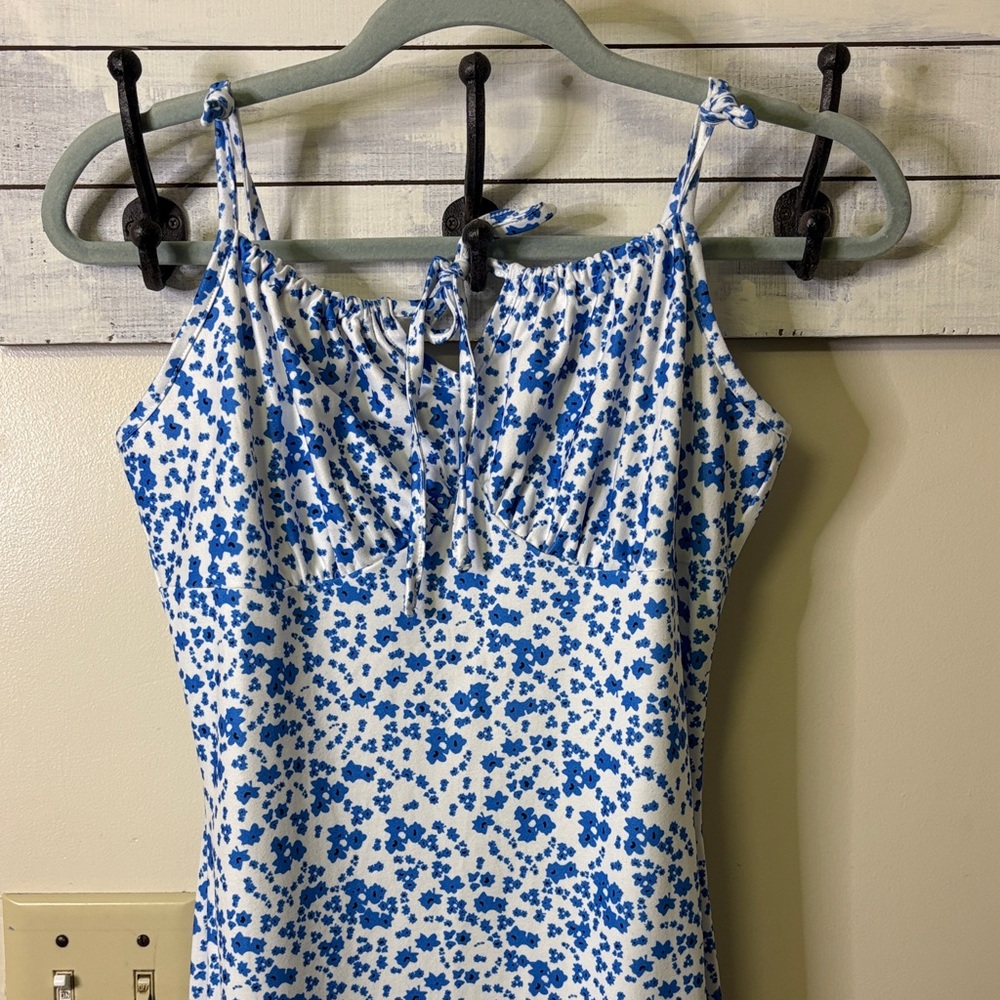 SHEIN Blue and White Floral Camisole